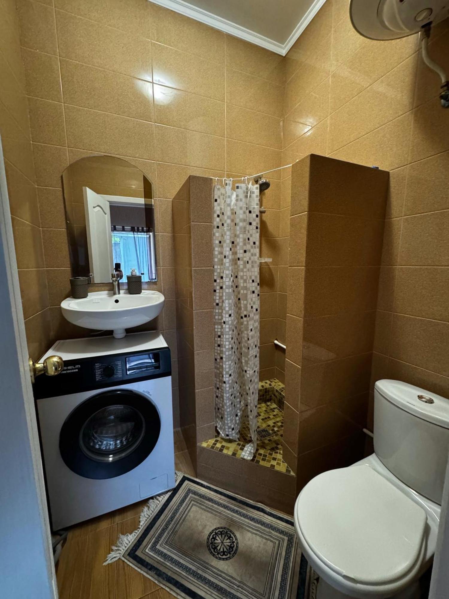 French Apartment In Odessa Екстериор снимка